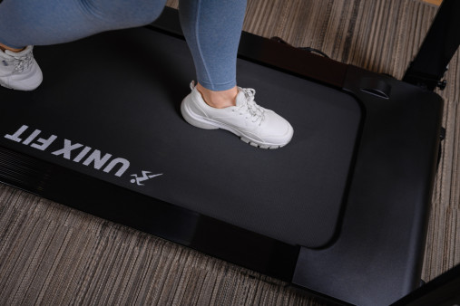 Беговая дорожка UNIX Fit Hi-tech F2 тёмная буря Беговая дорожка UNIX Fit Hi-tech F2 тёмная буря