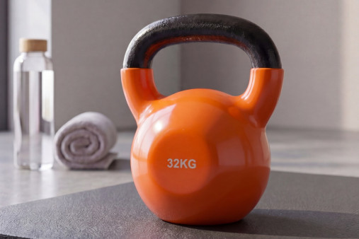 Гиря чугунная винил 32 кг (модель: К-4) VictoryFit VF-KV320 Гиря чугунная винил 32 кг (модель: К-4) VictoryFit VF-KV320